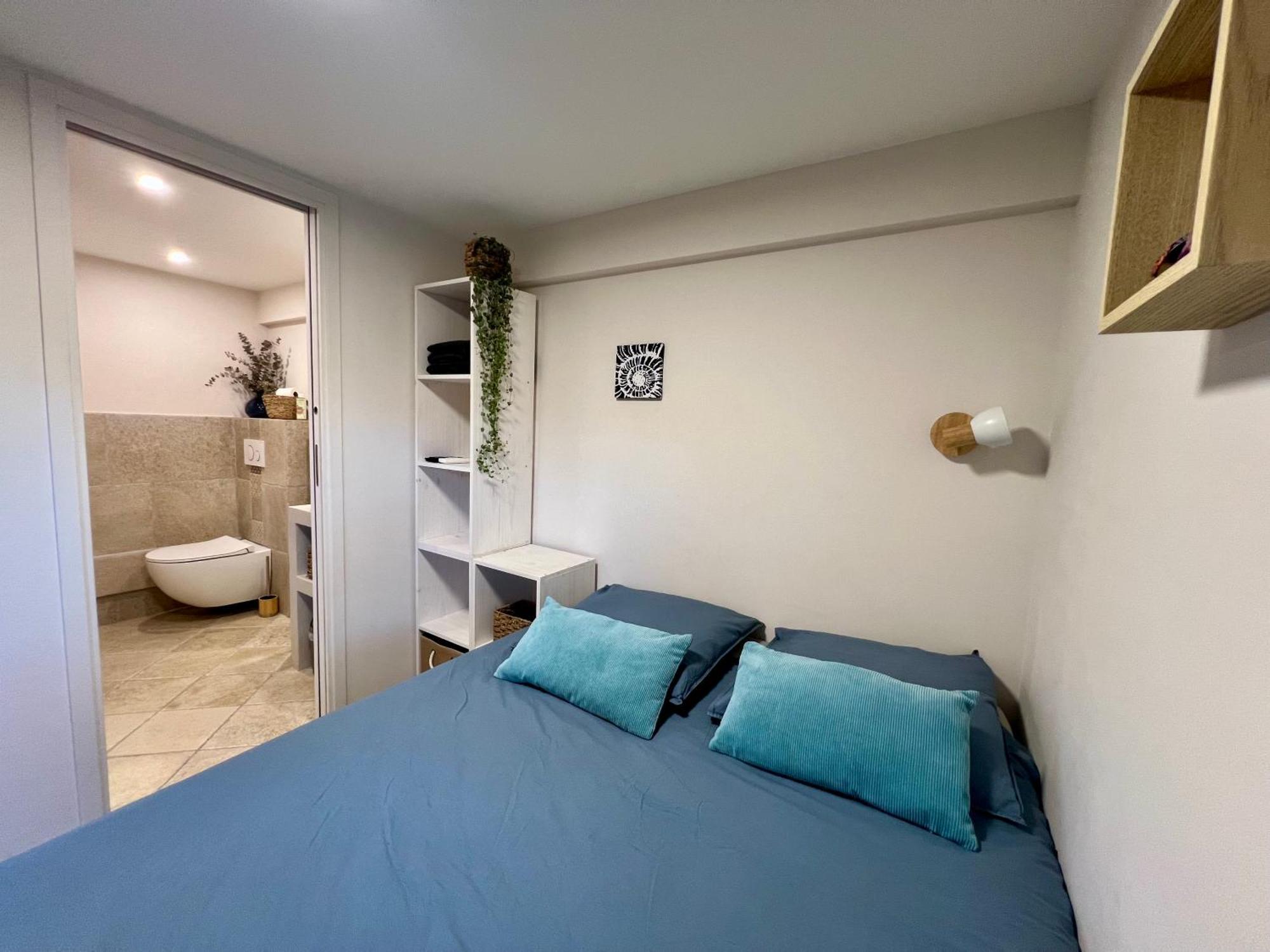 Studio With Private Car Park And Air Con Valbonne Ngoại thất bức ảnh