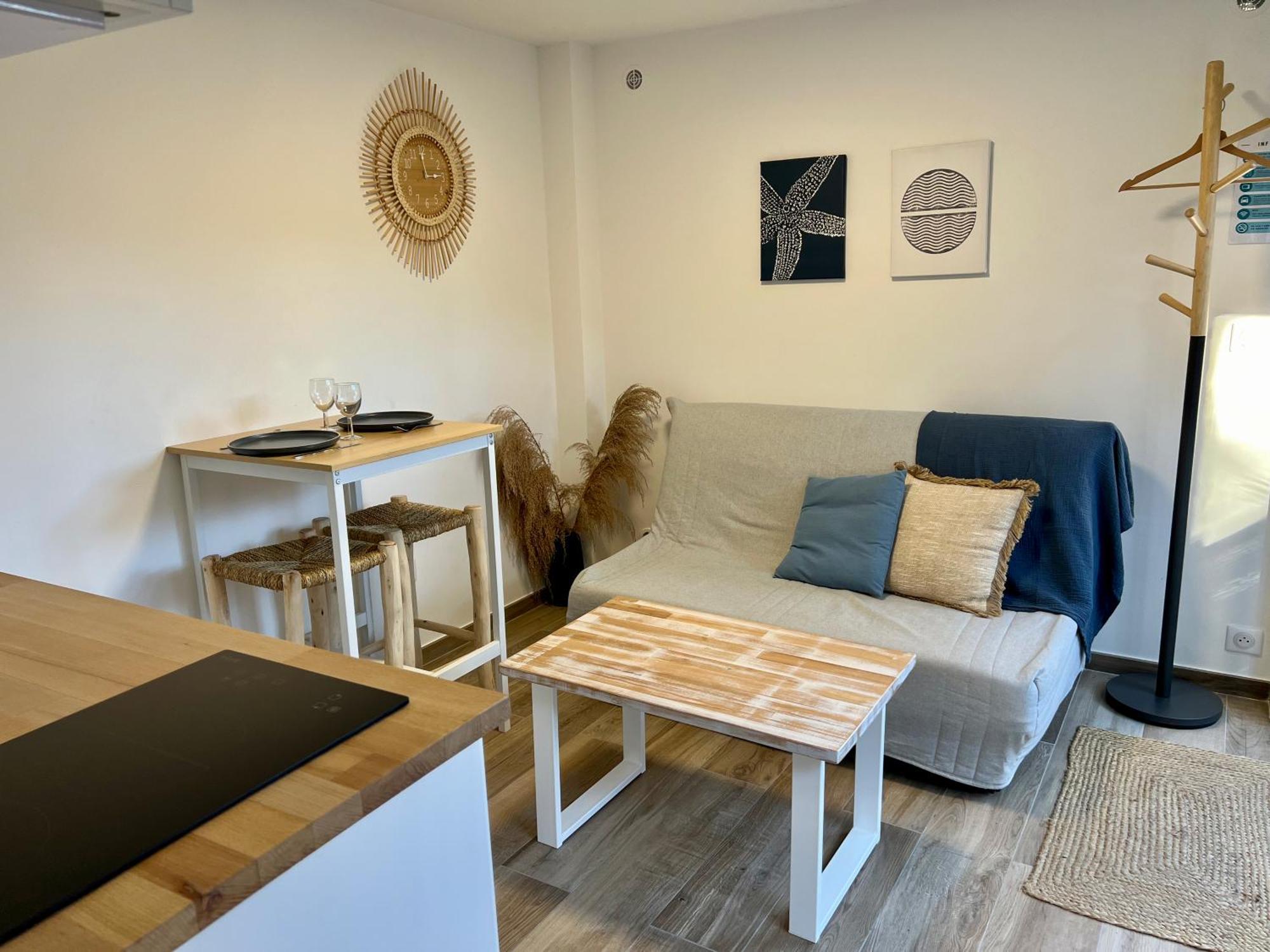 Studio With Private Car Park And Air Con Valbonne Ngoại thất bức ảnh
